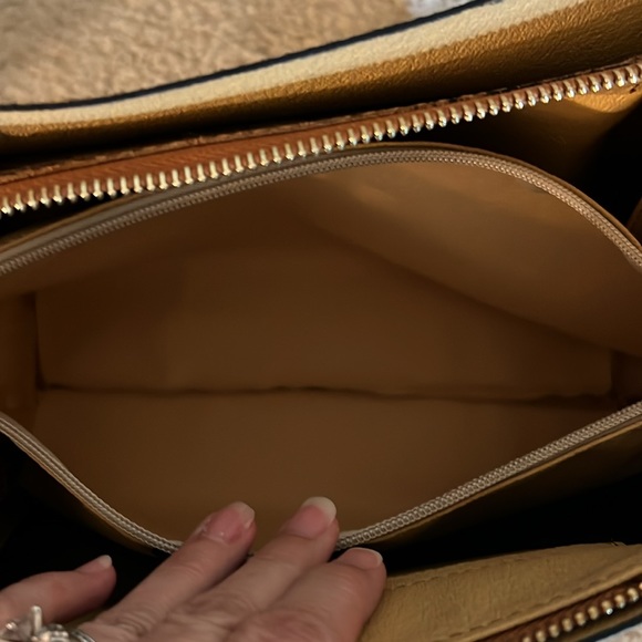 Persamam New York Snake Print Handbag - Picture 7 of 11